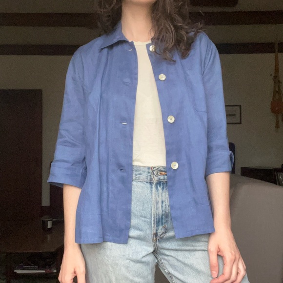 *SOLD* Vintage periwinkle blue button up shirt - Picture 3 of 6